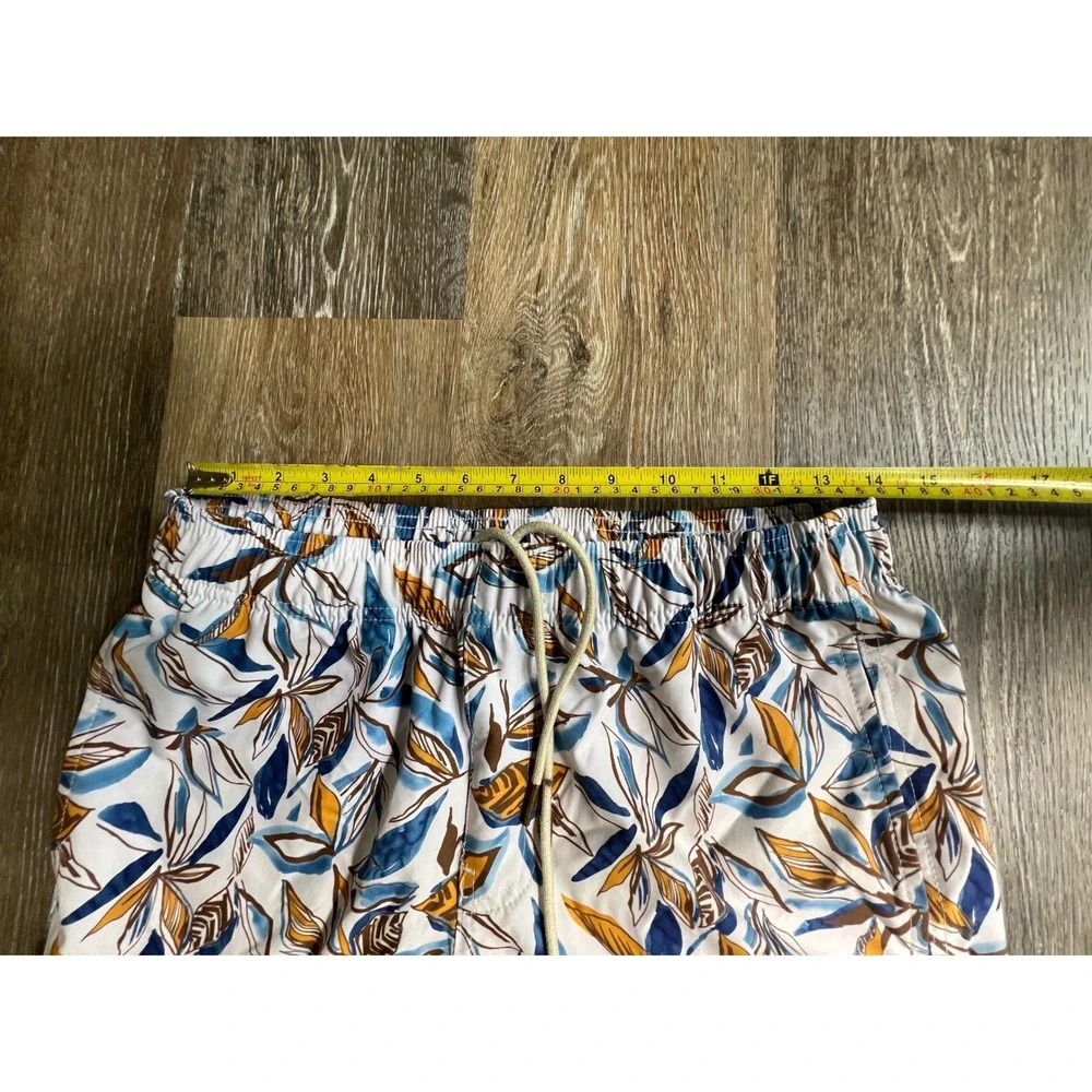 Hang Ten Gold Swim Trunks Mens Medium White Tropical Leaf Print Excellent Shorts